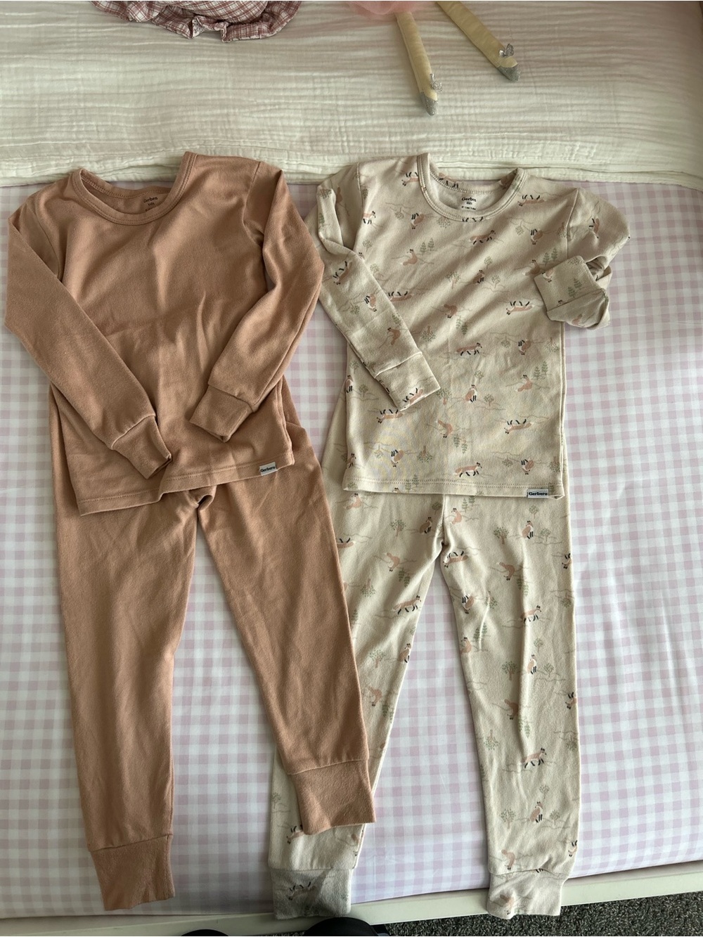 Gerber Two-Pack Kids Pajama Sets in Dusty Pink and Cream Floral